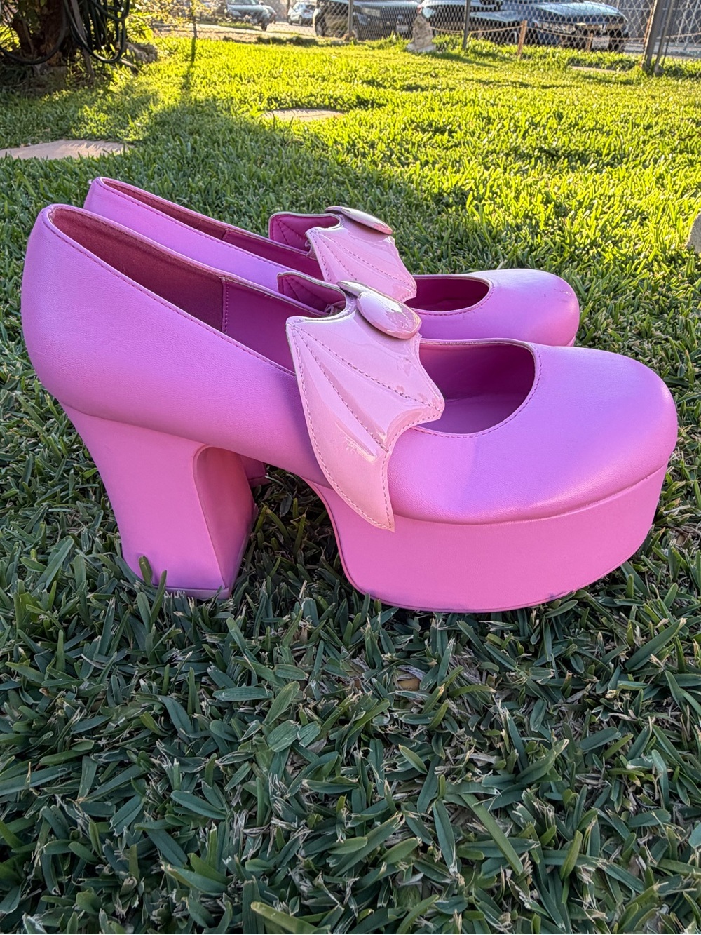Monster High X YRU Draculaura Pink Deelite Heels Size 11